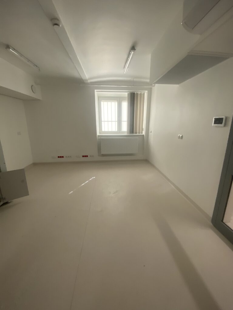 iniekcja piwnica centrum onkologii ul. Garncarska Kraków po